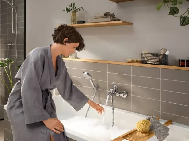 Смеситель для ванны Hansgrohe 72450000, латунь, цвет серебристый купить,NaN