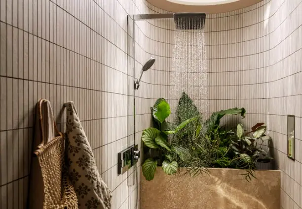 Hansgrohe душевой набор (гарнитур) White House Hansgrohe Raindance Alive Q Showerpipe 210/340 24591000 купить,NaN