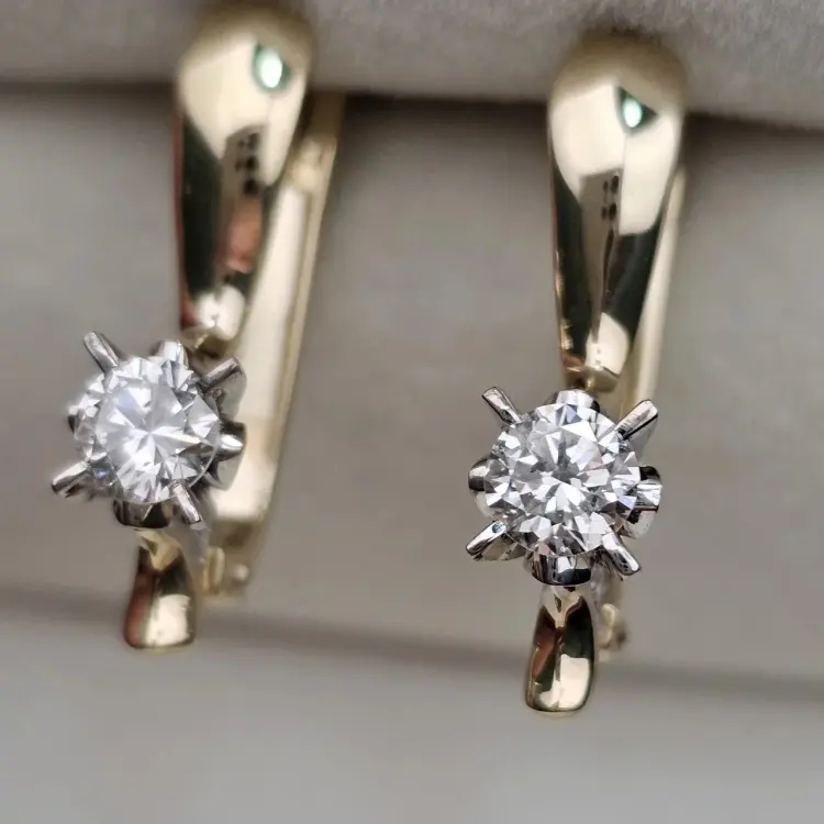 Серьги Deimantas 116364997 вес 4.49 г золото, бриллиант купить,NaN
