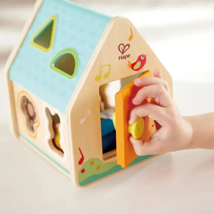 Сортер Hape Домик на дереве купить,14200