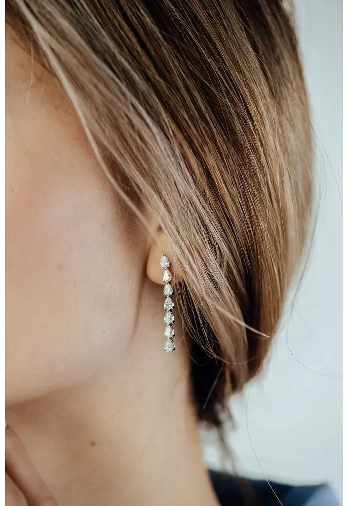 Серьги-цепочки Damiani 81092746 вес 3.93 г золото, бриллиант купить,NaN
