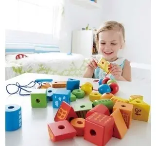 Hape E1019_HP Конструктор-шнуровка купить,12300