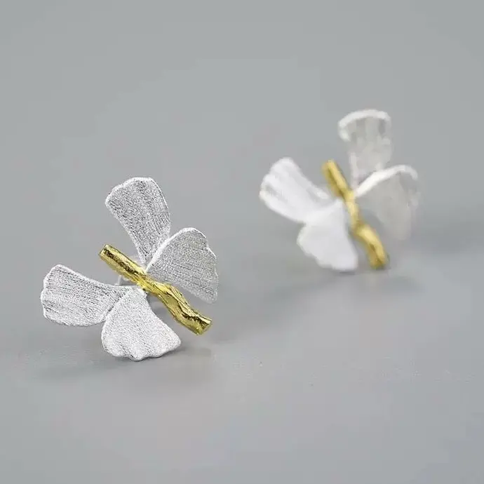 Серьги Deimantas 124959453 вес 1.6 г серебро, без вставок купить,NaN