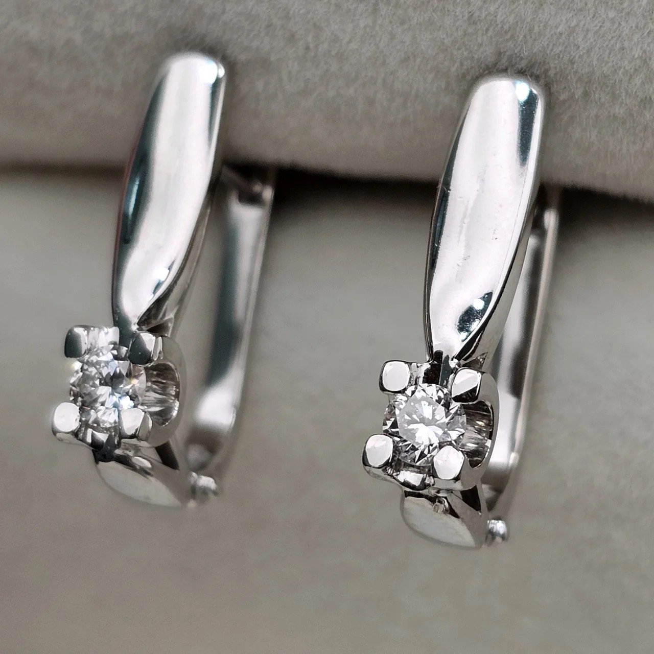 Серьги Deimantas 112358860 2,73гр 0,19ct. купить,NaN