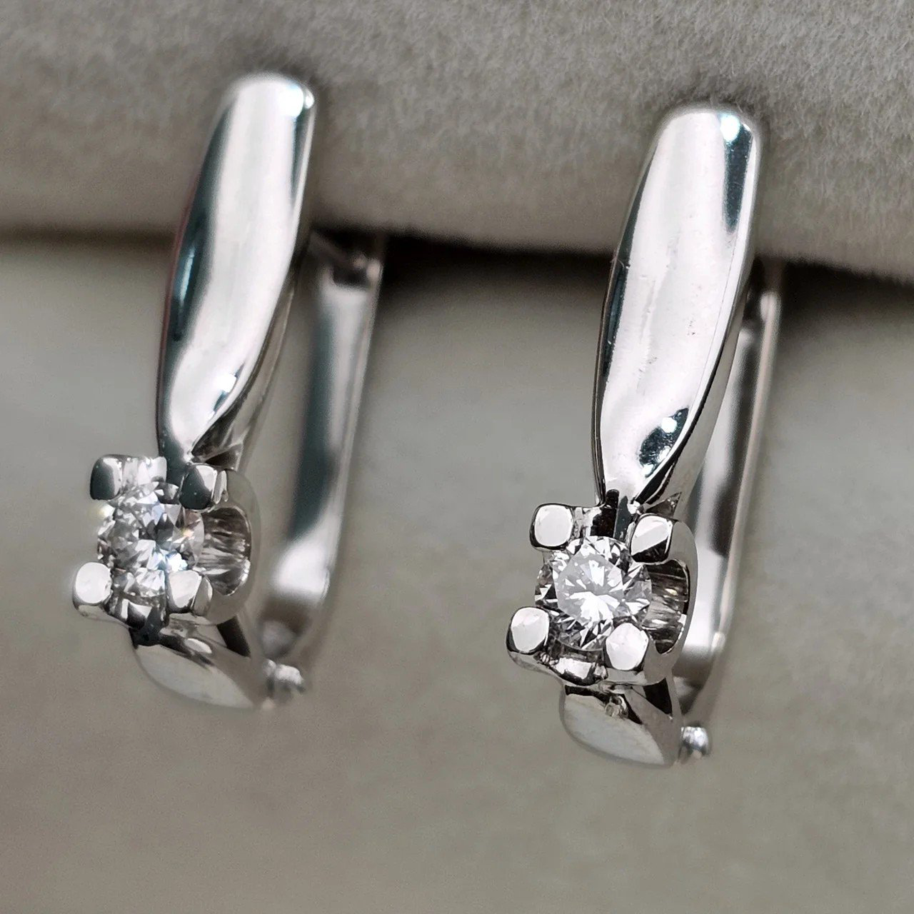 Серьги Deimantas 112358860 2,73гр 0,19ct. купить,NaN