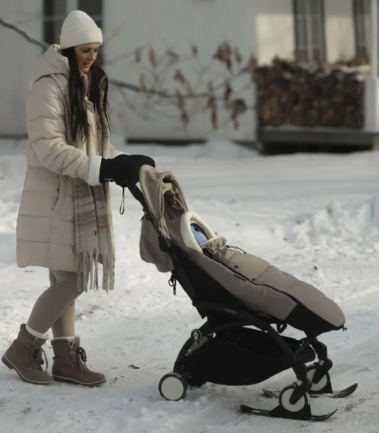 Муфта для рук для коляски Stokke черный, 1 шт