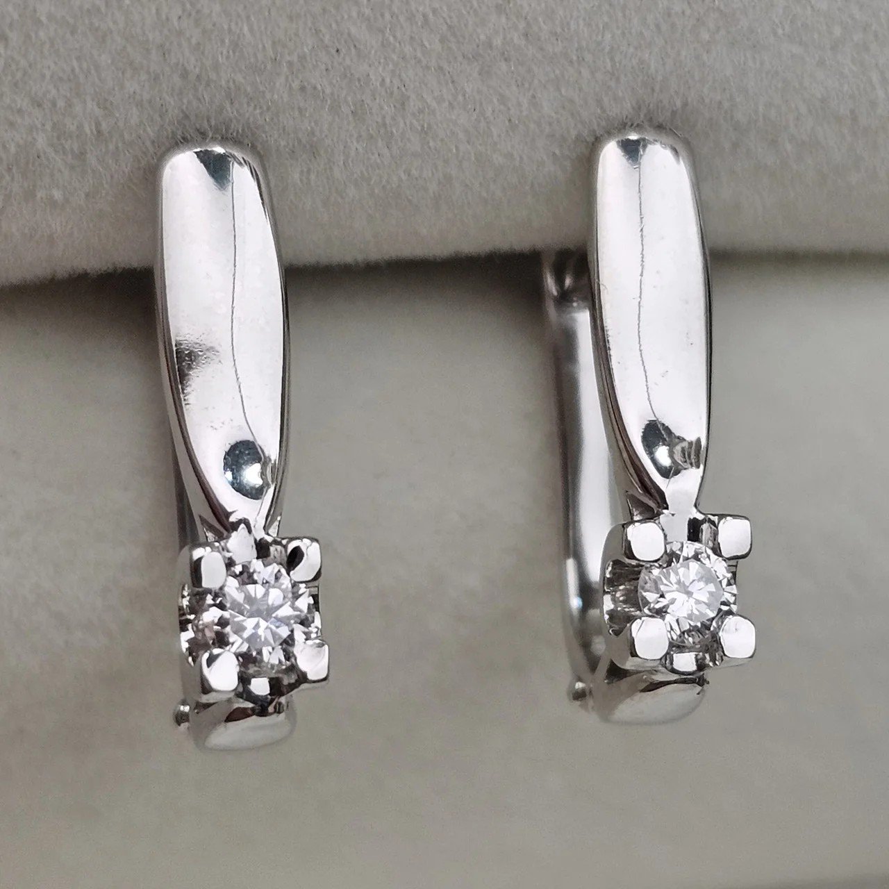 Серьги Deimantas 112358860 2,73гр 0,19ct. купить,NaN