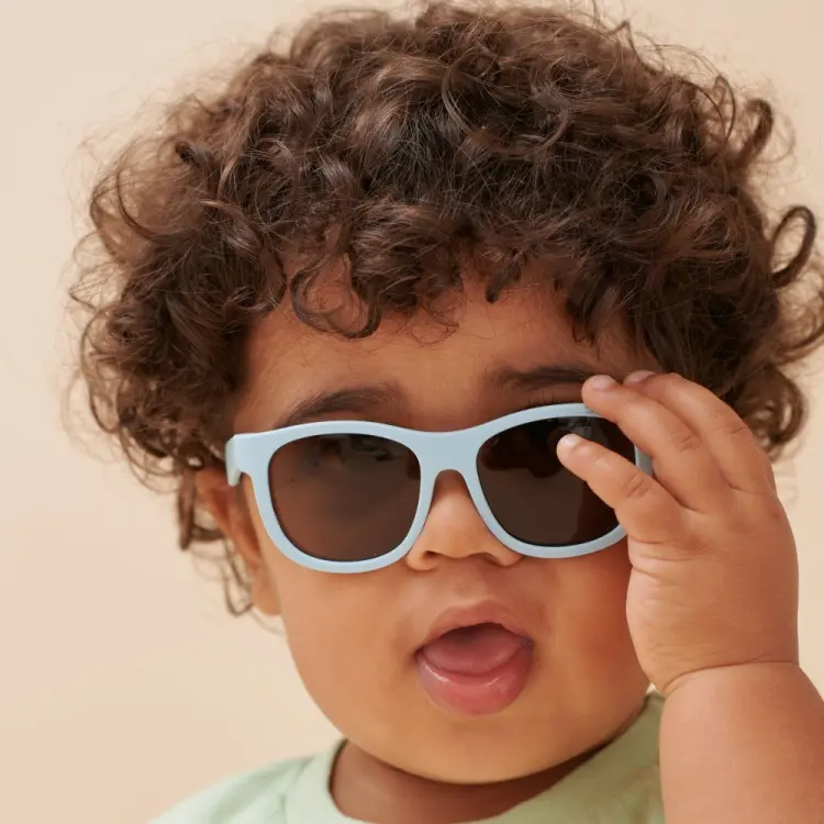 Babiators квадратные однотонные купить,17400