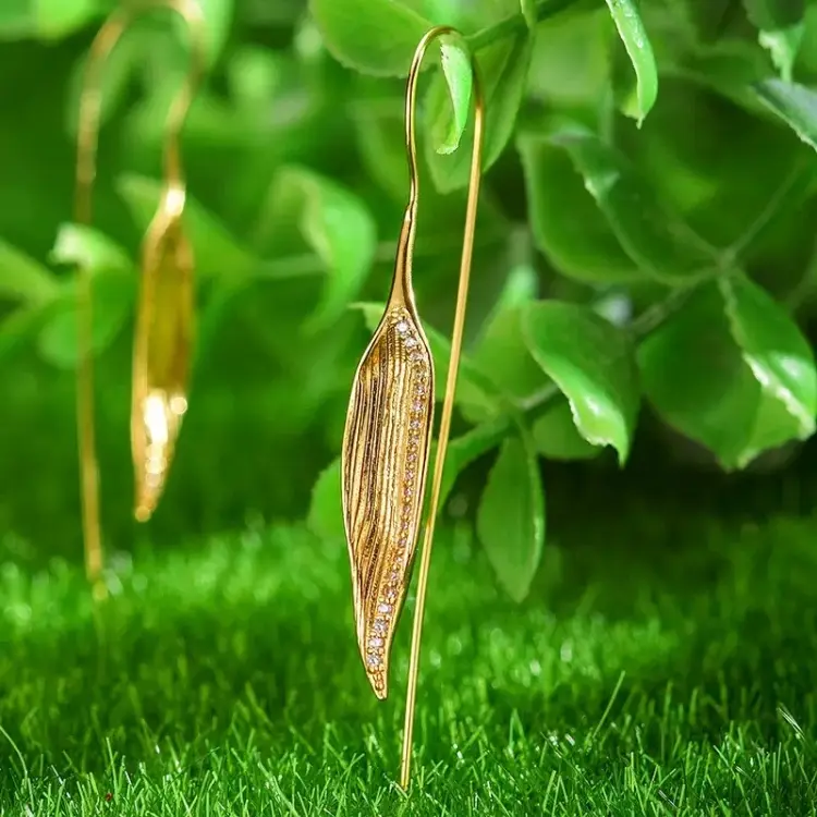 Серьги Deimantas 123938125 вес 3.9 г серебро, фианит купить,NaN