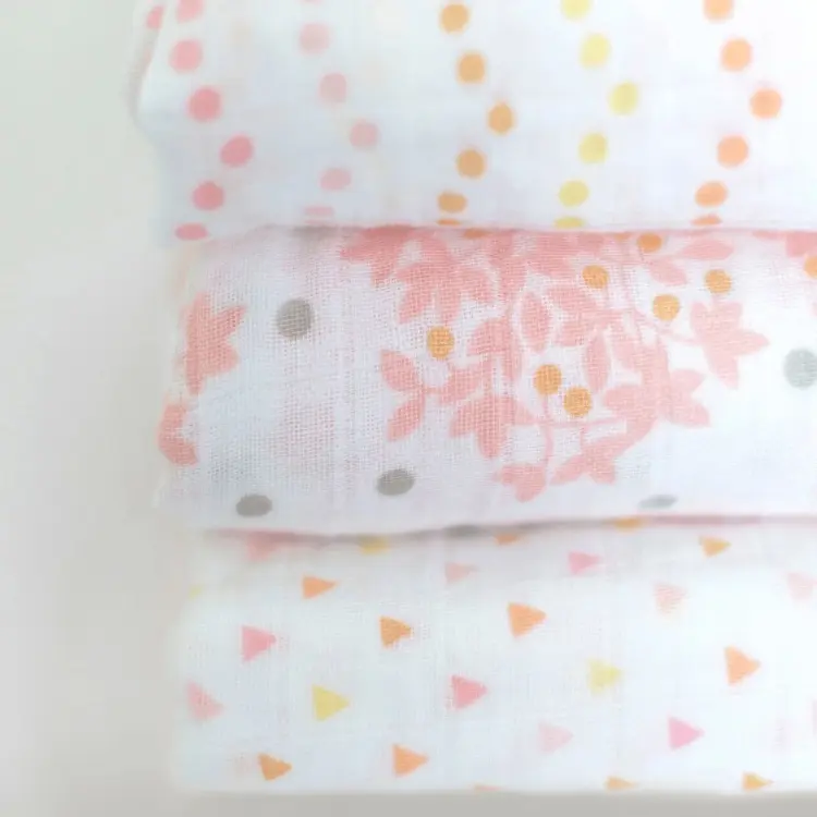 Пеленка текстильная Swaddle Designs Heavenly Floral Pinks with Touch of Gold Shimmer SDM-181P, 3 шт, 118x118 см купить,NaN