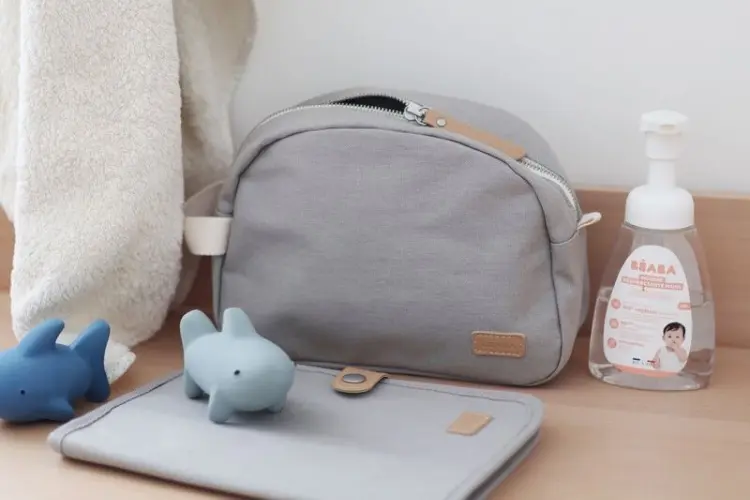 Beaba косметичка полиэстер серый 17X25 см