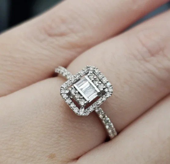 Комплект Deimantas 112108120 16,5р 0,35ct 0,52ct. купить,NaN