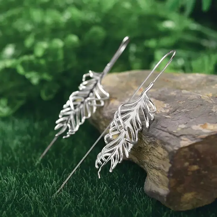 Серьги Deimantas 124949714 вес 4.3 г серебро, без вставок купить,NaN
