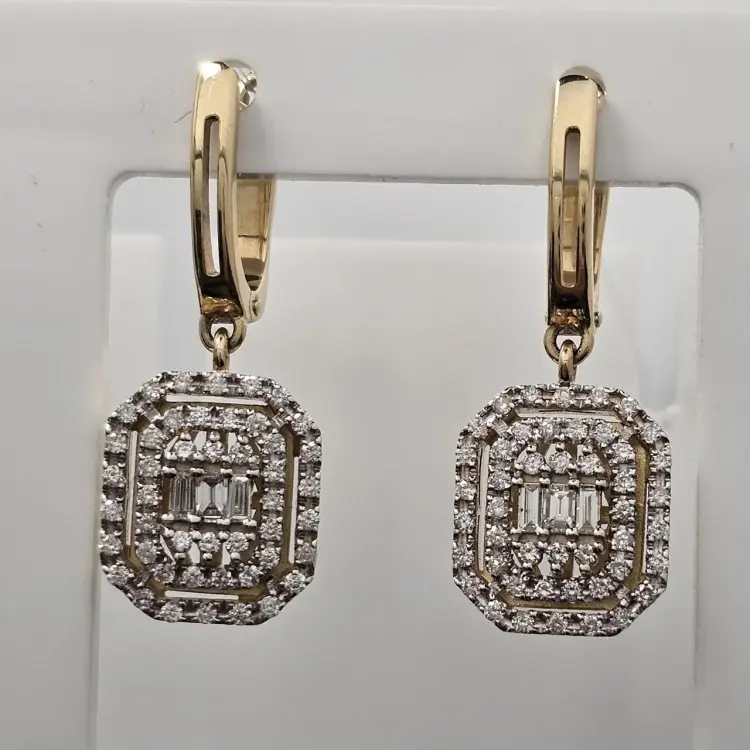 Серьги Deimantas 117309871 вес 7.93 г золото, бриллиант купить,NaN