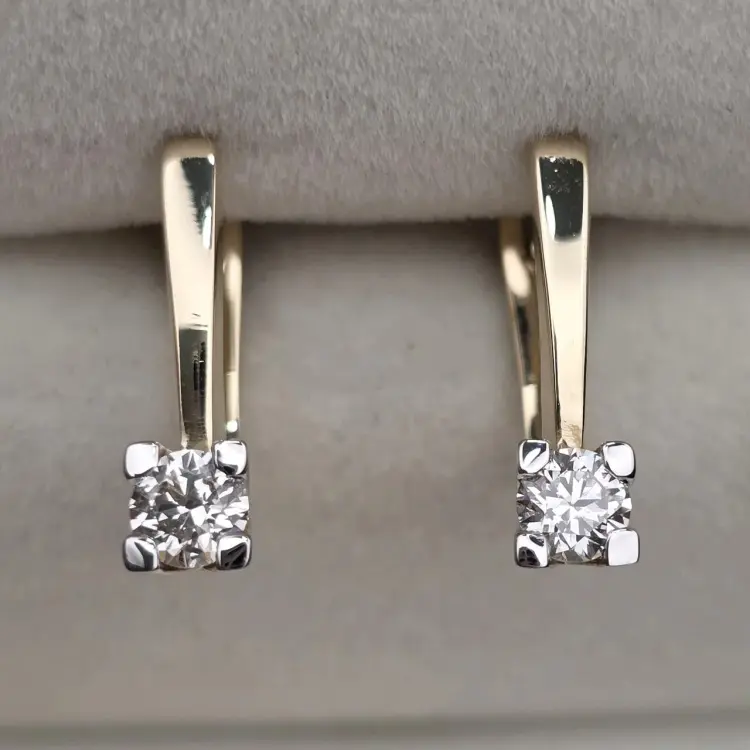 Серьги Deimantas 124321164 вес 3.25 г золото, бриллиант купить,NaN