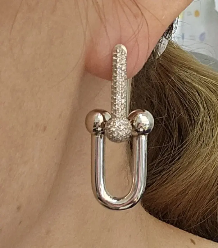 Серьги Deimantas 117307639 вес 15.82 г золото, бриллиант купить,NaN