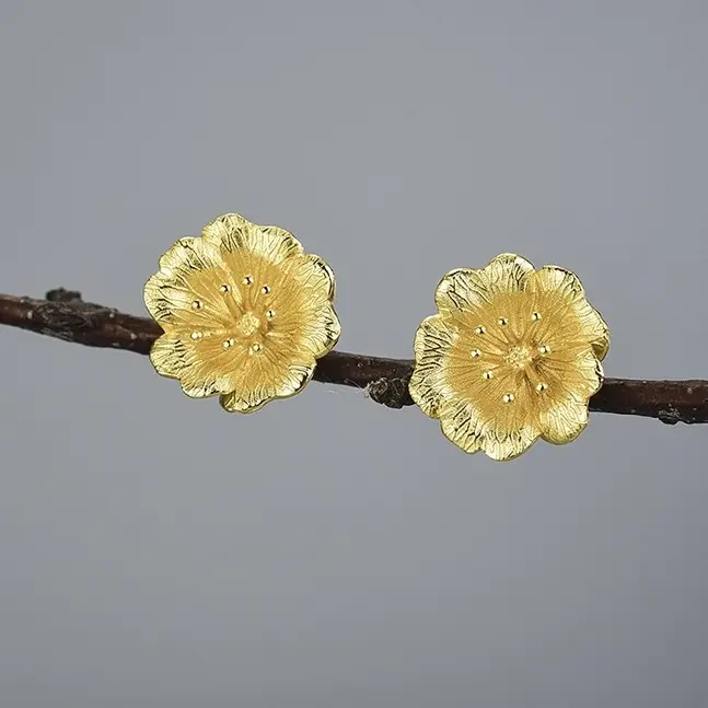 Серьги Deimantas 123938362 вес 3 г серебро, без вставок купить,NaN
