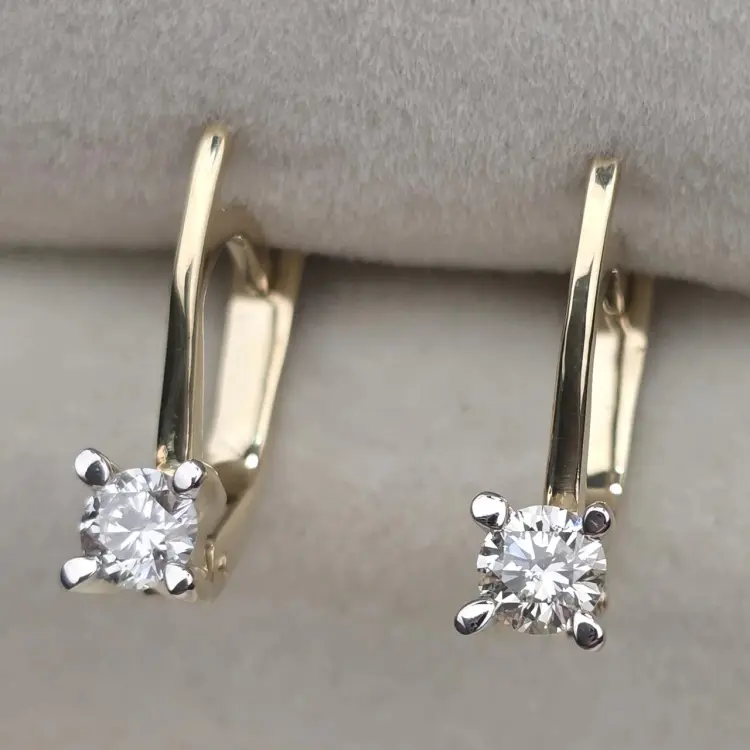 Серьги Deimantas 124321219 вес 2.7 г золото, бриллиант купить,NaN