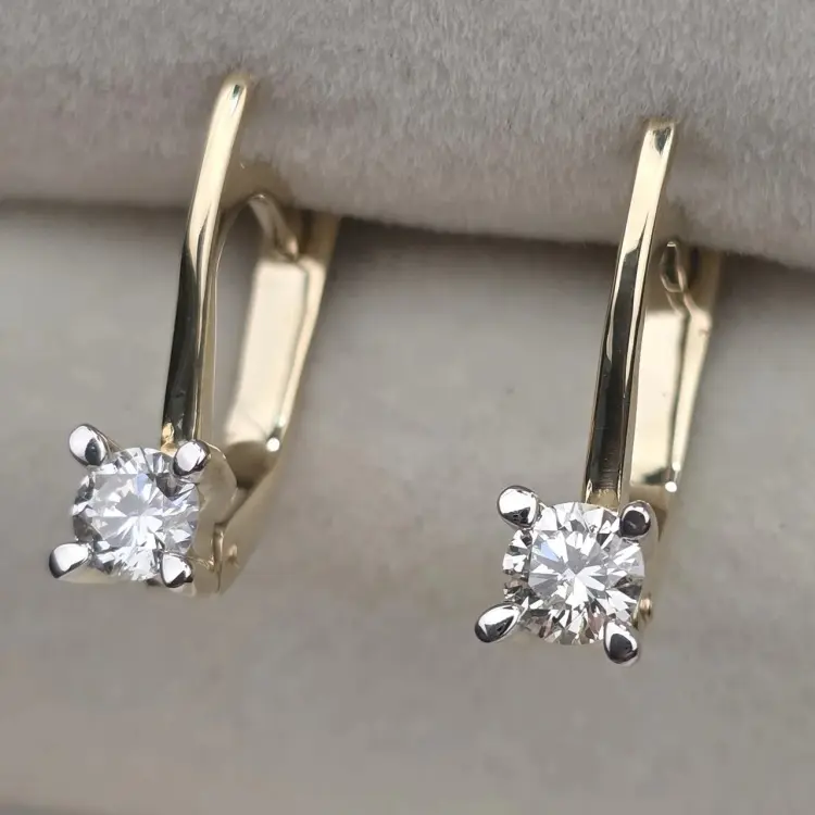 Серьги Deimantas 124321219 вес 2.7 г золото, бриллиант купить,NaN