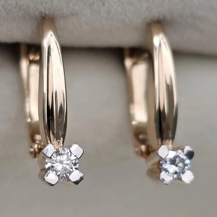 Серьги Deimantas 120037054 вес 2.96 г золото, бриллиант купить,NaN