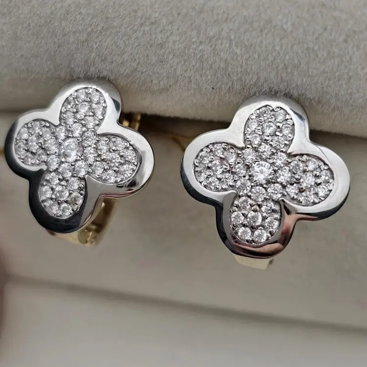 Серьги Deimantas 121624118 вес 4.88 г золото, фианит купить,NaN