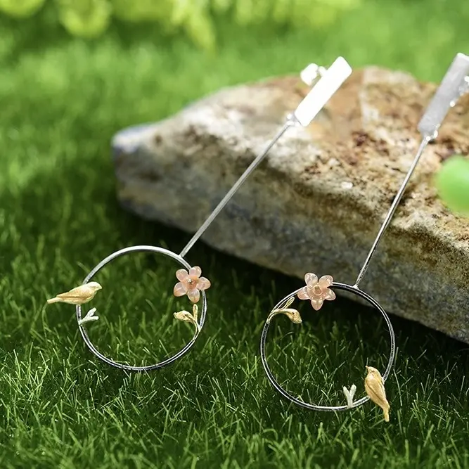 Серьги Deimantas 124016987 вес 2.8 г серебро, без вставок купить,NaN