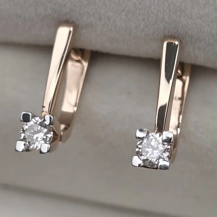 Серьги Deimantas 124321152 вес 3.28 г золото, бриллиант купить,NaN