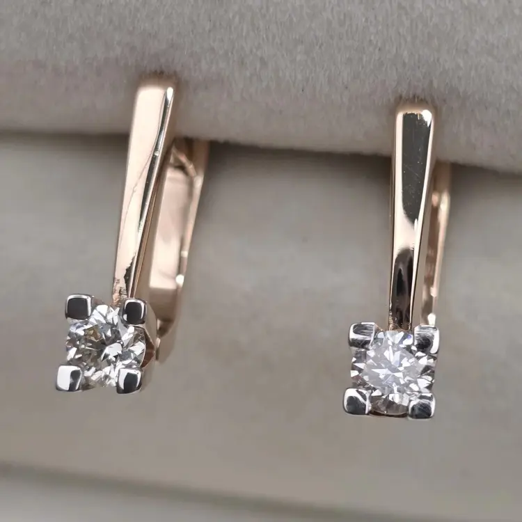 Серьги Deimantas 124321152 вес 3.28 г золото, бриллиант купить,NaN