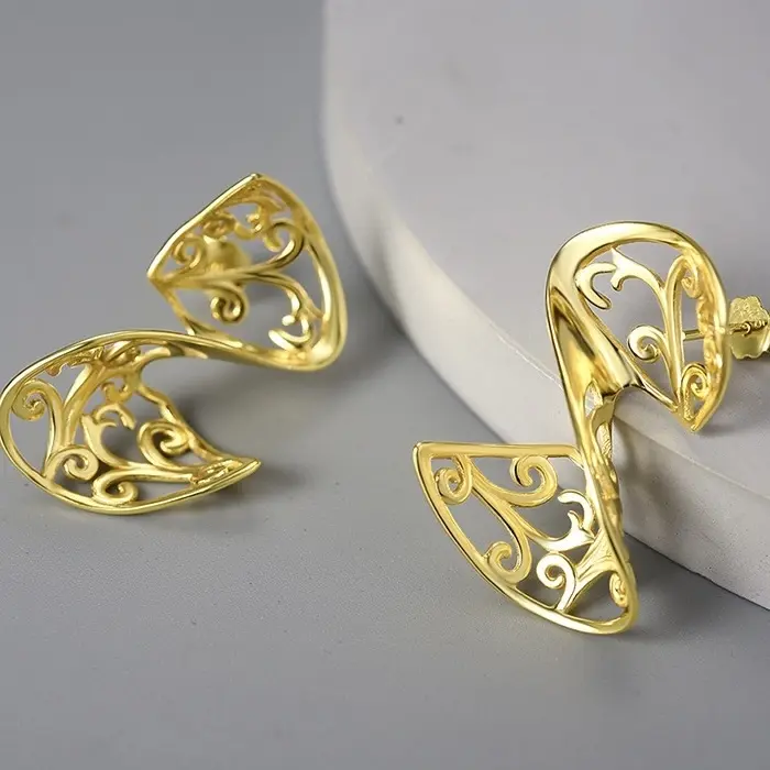 Серьги Deimantas 123949864 вес 4.3 г серебро, без вставок купить,NaN