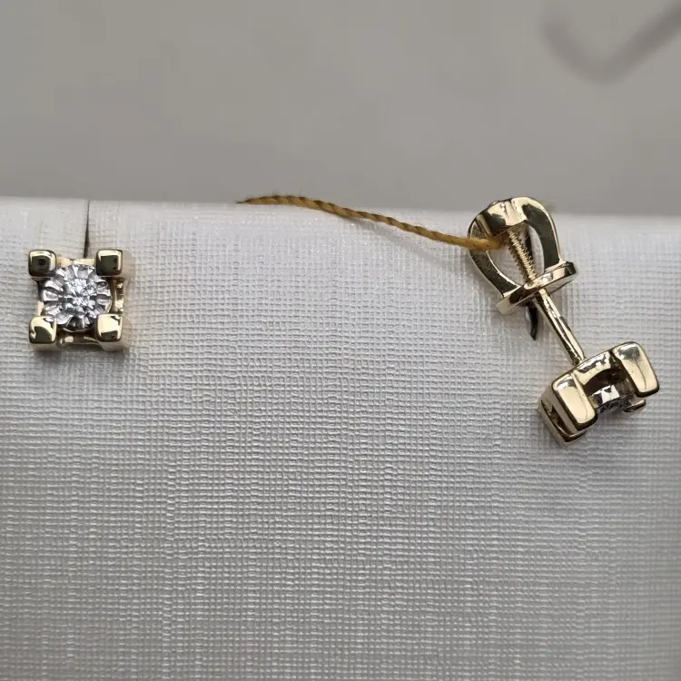 Серьги Deimantas 124641713 вес 1.91 г золото, фианит купить,NaN