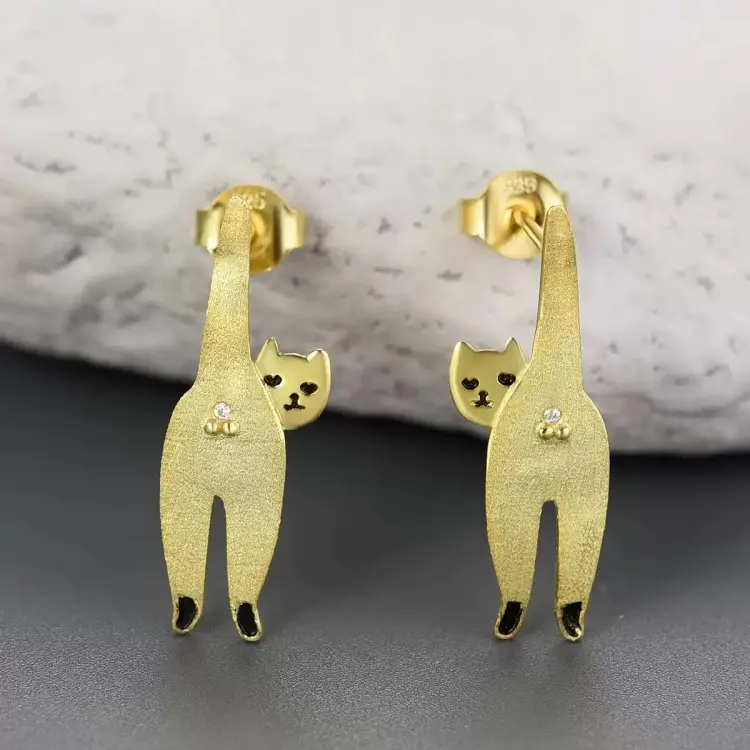 Серьги Deimantas 124950041 вес 1.5 г серебро, фианит, эмаль купить,NaN