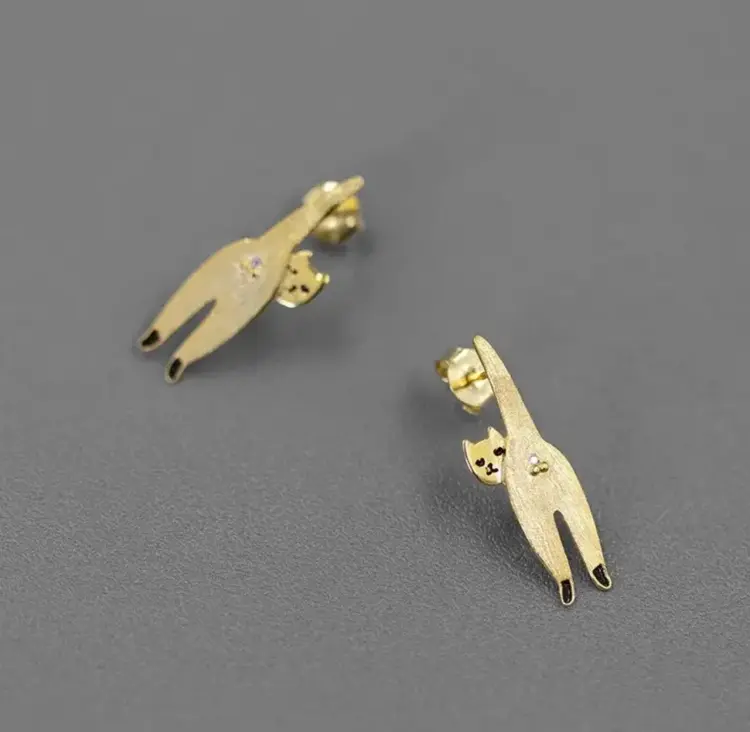 Серьги Deimantas 124950041 вес 1.5 г серебро, фианит, эмаль купить,NaN