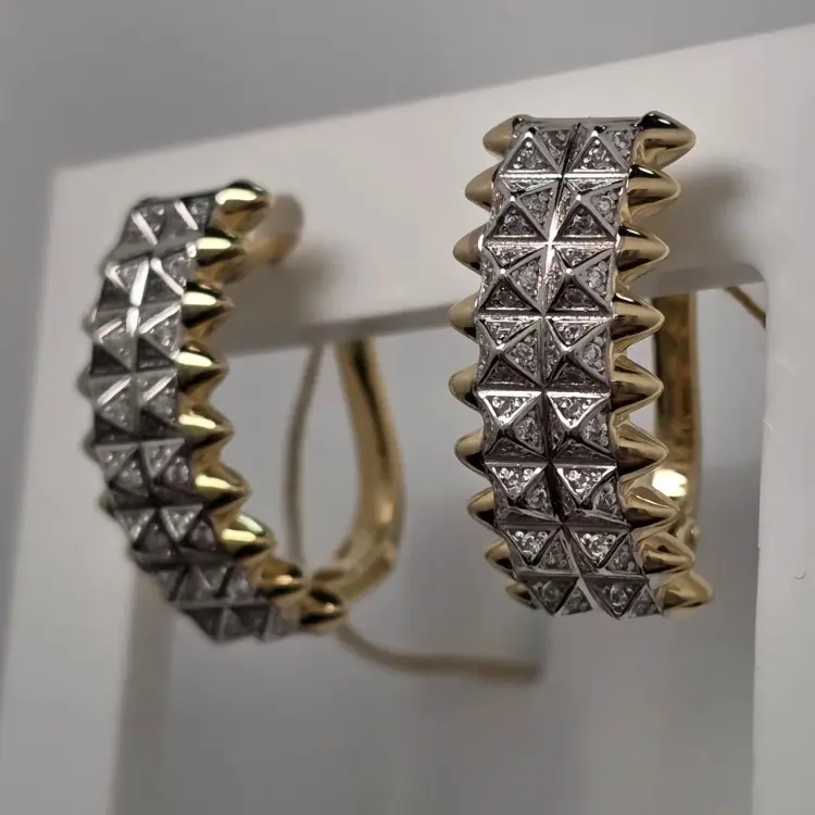 Серьги Deimantas 122665089 вес 6.02 г золото, фианит купить,NaN