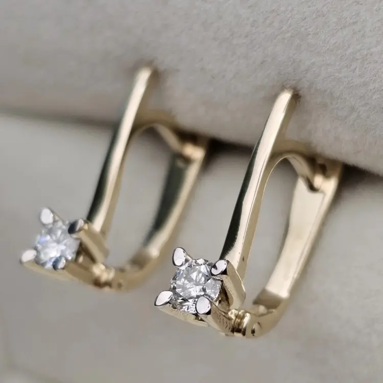 Серьги Deimantas 122544504 вес 2.73 г золото, бриллиант купить,NaN