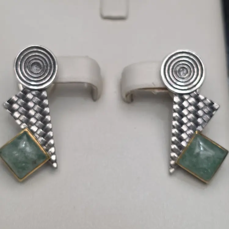 Серьги Deimantas 123917439 вес 11.34 г серебро, кварц купить,NaN