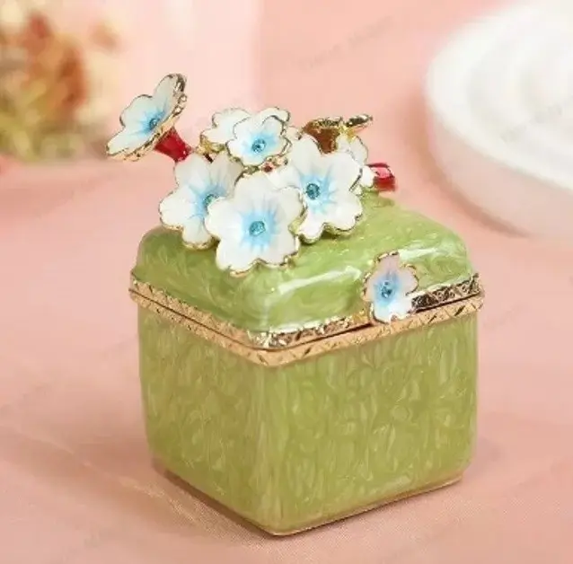 Футляр для украшений Deimantas 1 шт, 5х5х5 см купить,NaN