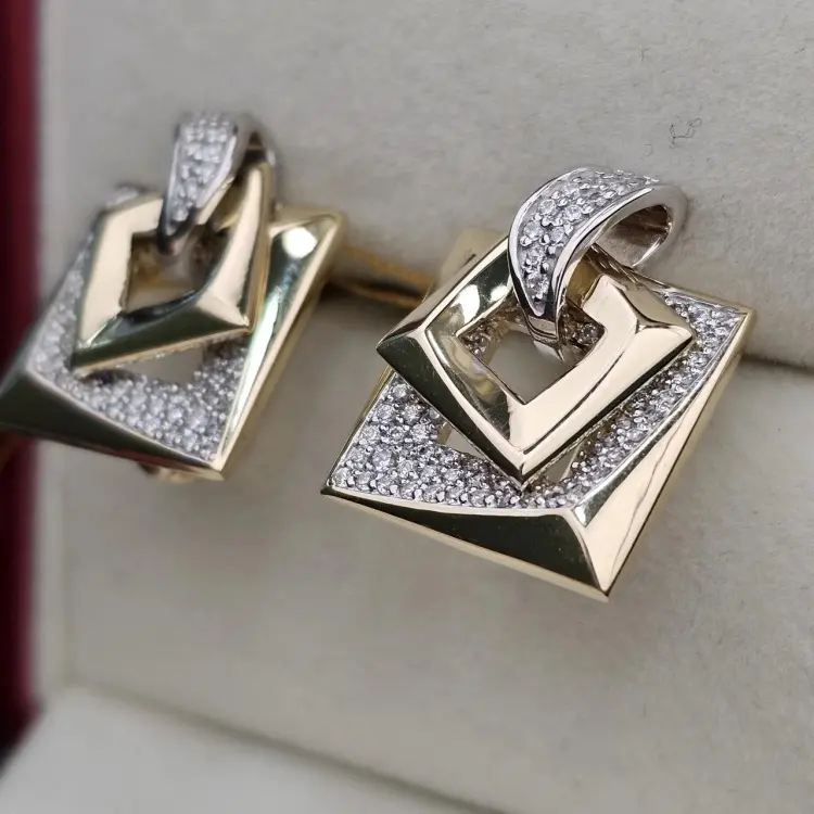 Серьги Deimantas 116265788 вес 7.97 г золото, фианит купить,NaN
