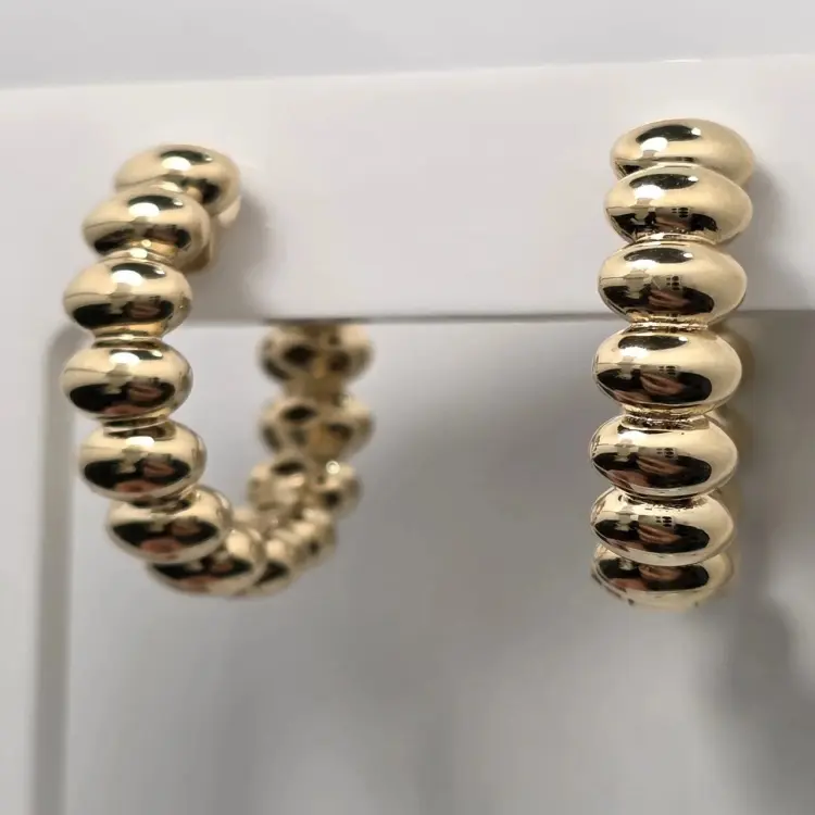 Серьги Deimantas 122665164 вес 5.98 г золото, без вставок купить,NaN