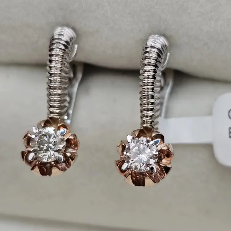 Серьги Deimantas 117307643 вес 6.02 г золото, бриллиант купить,NaN
