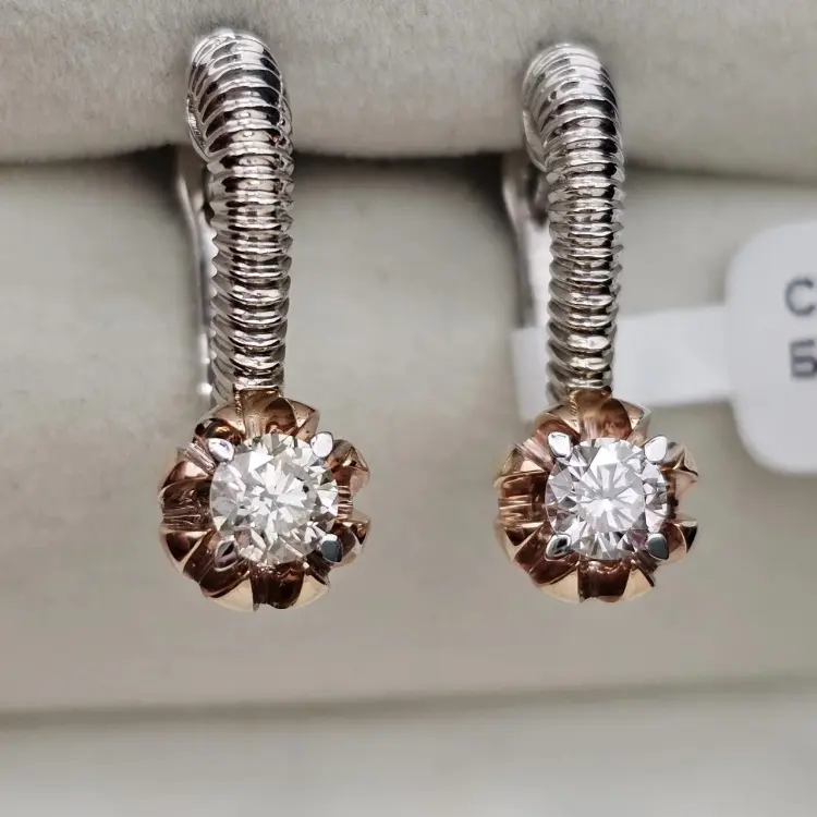 Серьги Deimantas 117307643 вес 6.02 г золото, бриллиант купить,NaN
