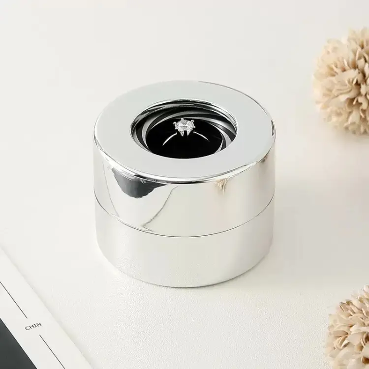 Футляр для украшений Deimantas 1 шт, 5.8х5.8х4 см купить,NaN