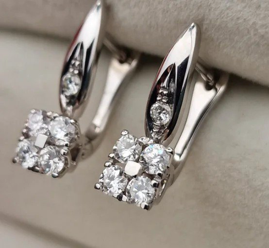 Комплект Deimantas 112109098 17,5р 0,37ct 0,69ct. купить,NaN