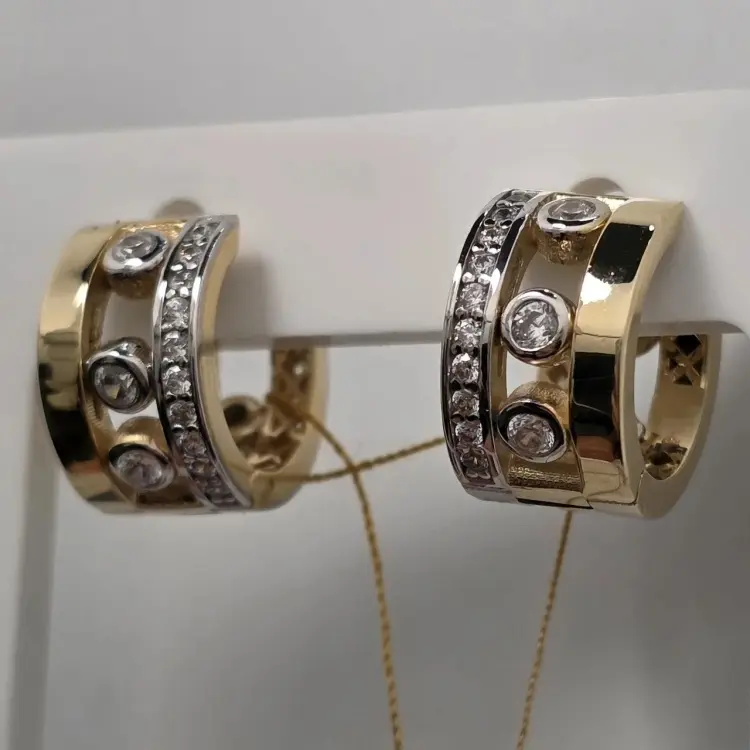 Серьги Deimantas 122665093 вес 7 г золото, фианит купить,NaN