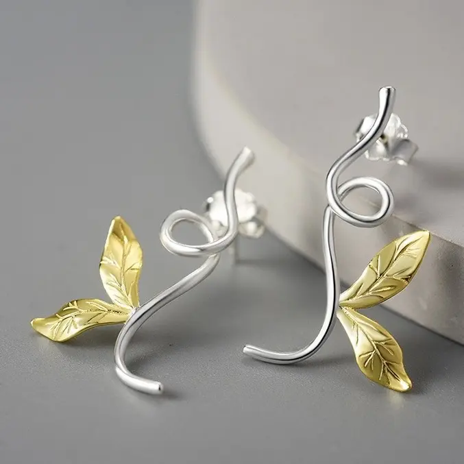 Серьги Deimantas 123951217 вес 1.6 г серебро, без вставок купить,NaN