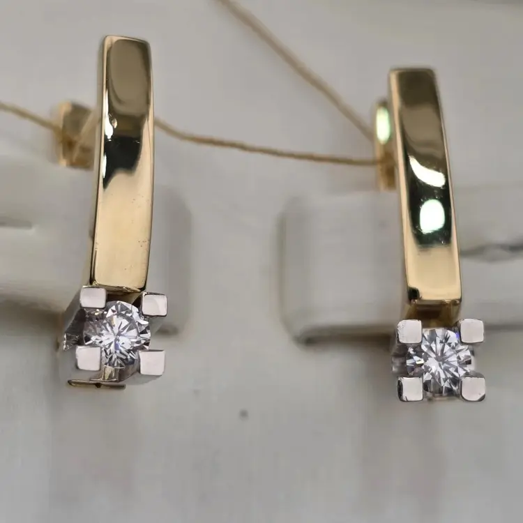 Серьги Deimantas 122665112 вес 4.81 г золото, фианит купить,NaN