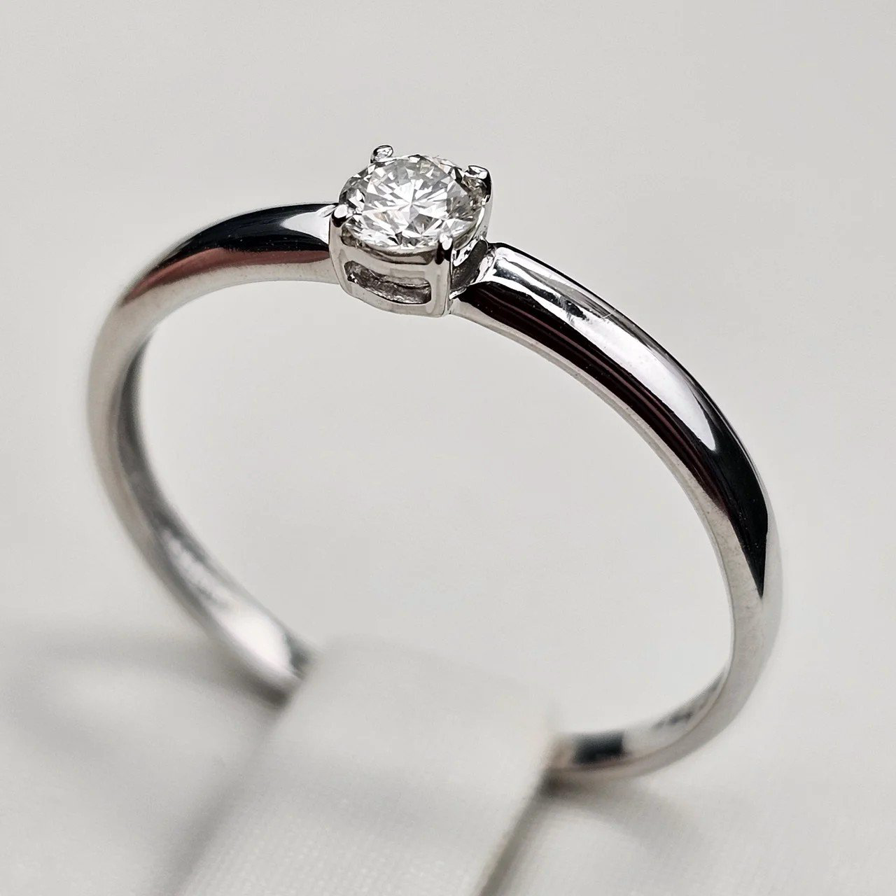 Кольцо Deimantas 112358795 17р 0,16ct. купить,NaN