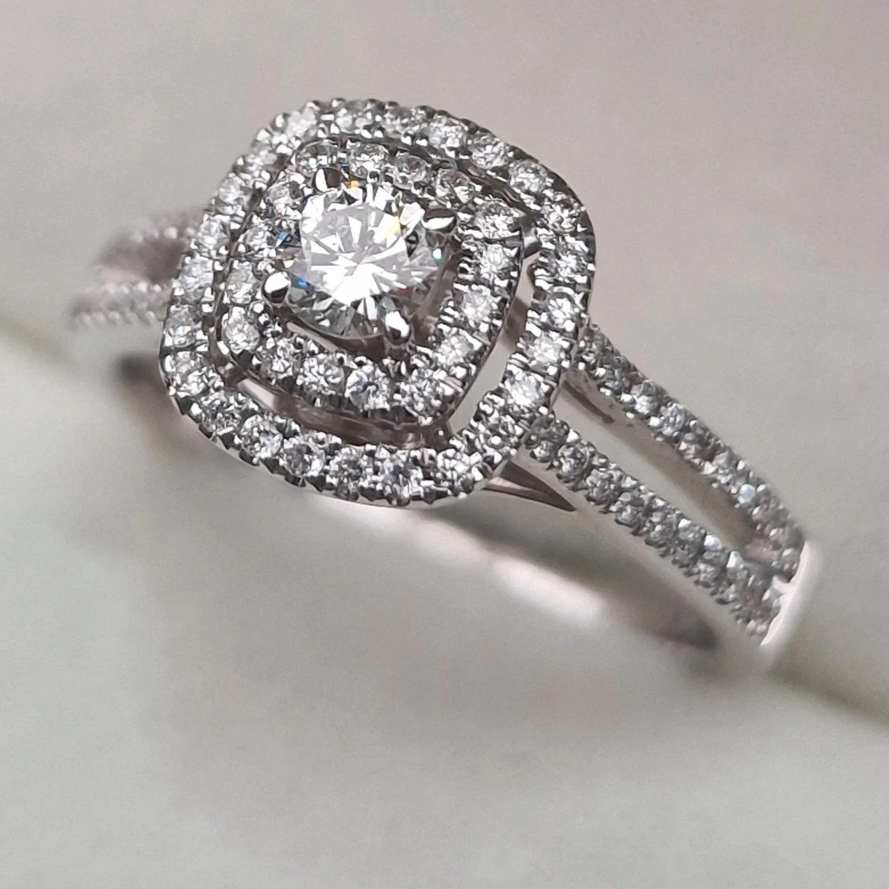 Кольцо Deimantas 112067151 17,5р 0,49ct. купить,NaN