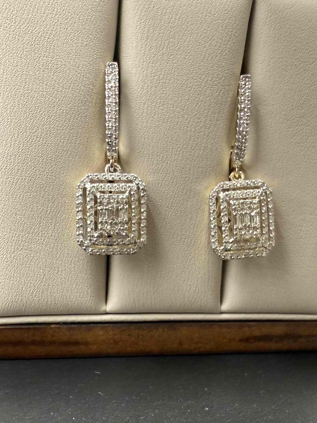 SharmStyle A650-523 вес 6.17 г золото, бриллиант купить,459200