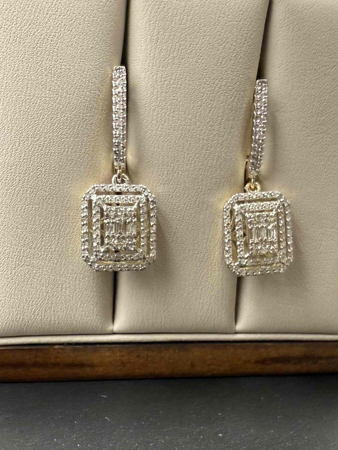 SharmStyle A650-523 вес 6.17 г золото, бриллиант купить,459200