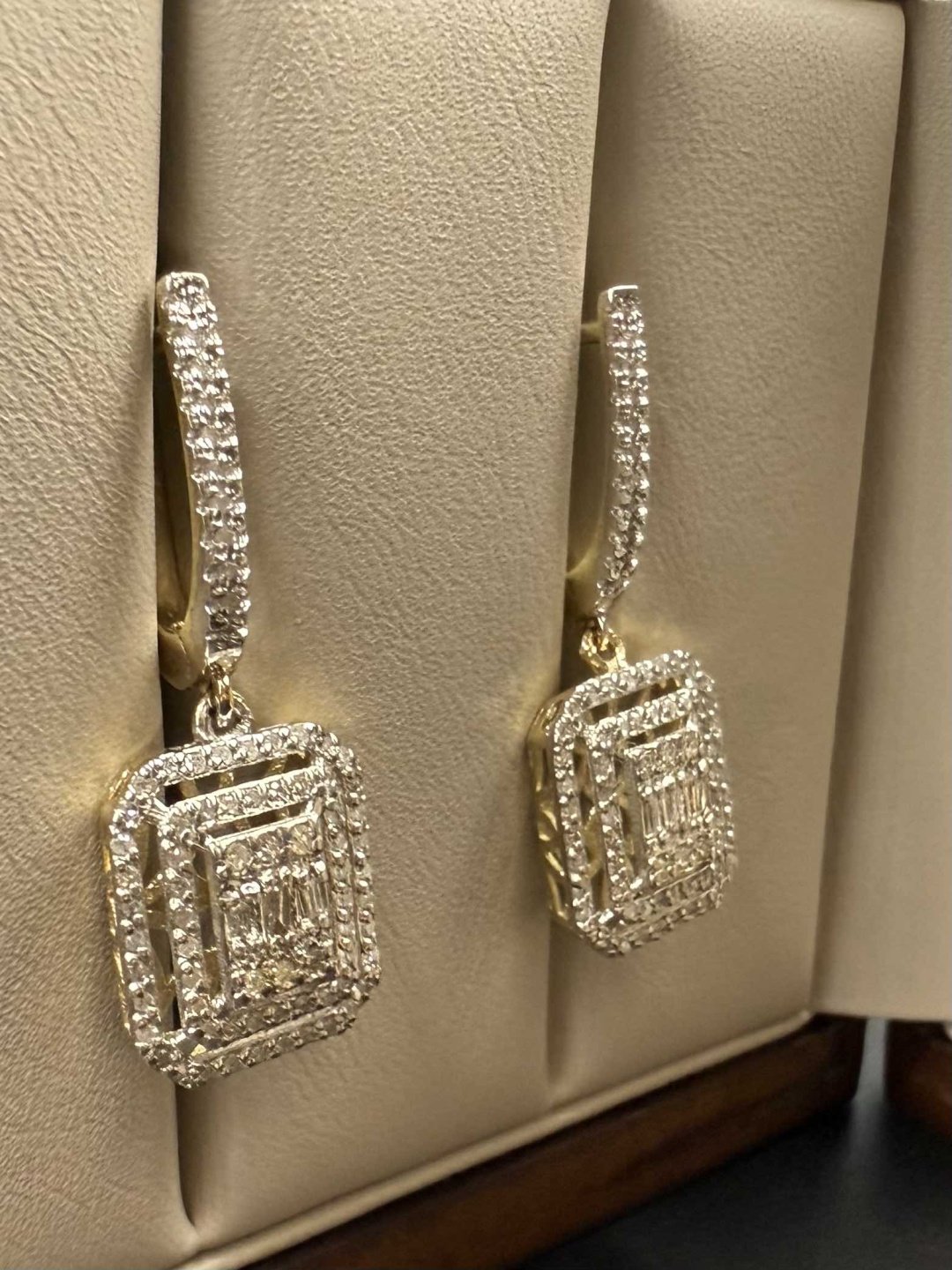 SharmStyle A650-523 вес 6.17 г золото, бриллиант купить,459200